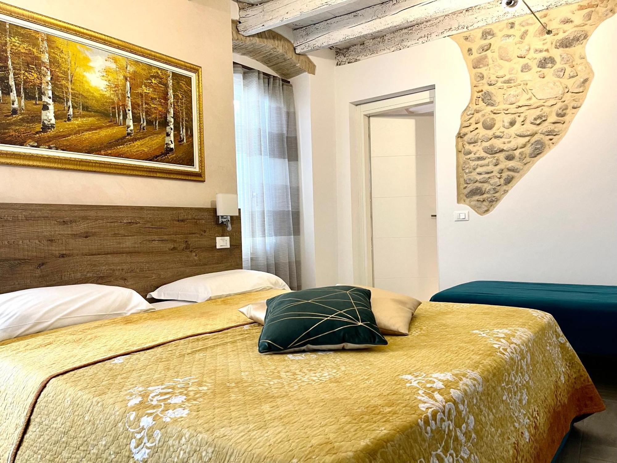 Dimora Di Charme Rooms & Apartments Peschiera del Garda Exterior foto