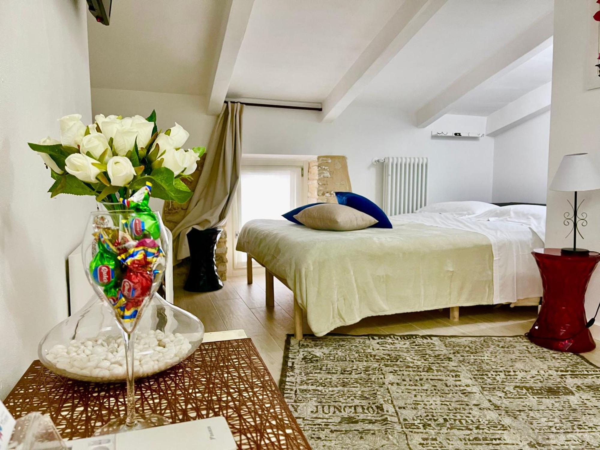 Dimora Di Charme Rooms & Apartments Peschiera del Garda Exterior foto